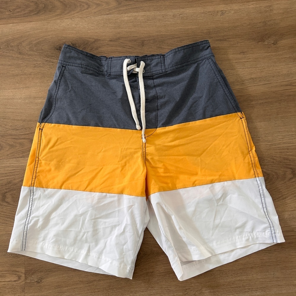 H&M Men’s Swim Trunks, Size: M- EUC